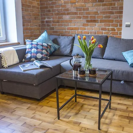 Great Location In Old Town, Train Station 2 Min! Apartament *