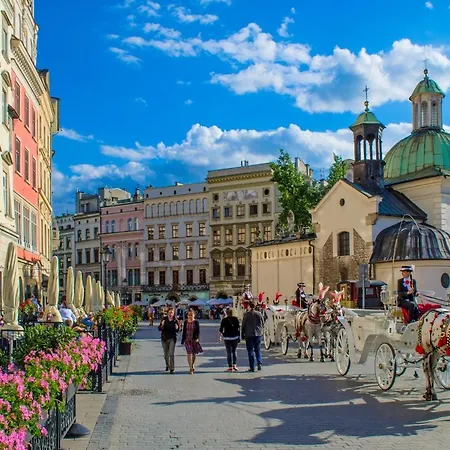 Great Location In Old Town, Train Station 2 Min! Kraków